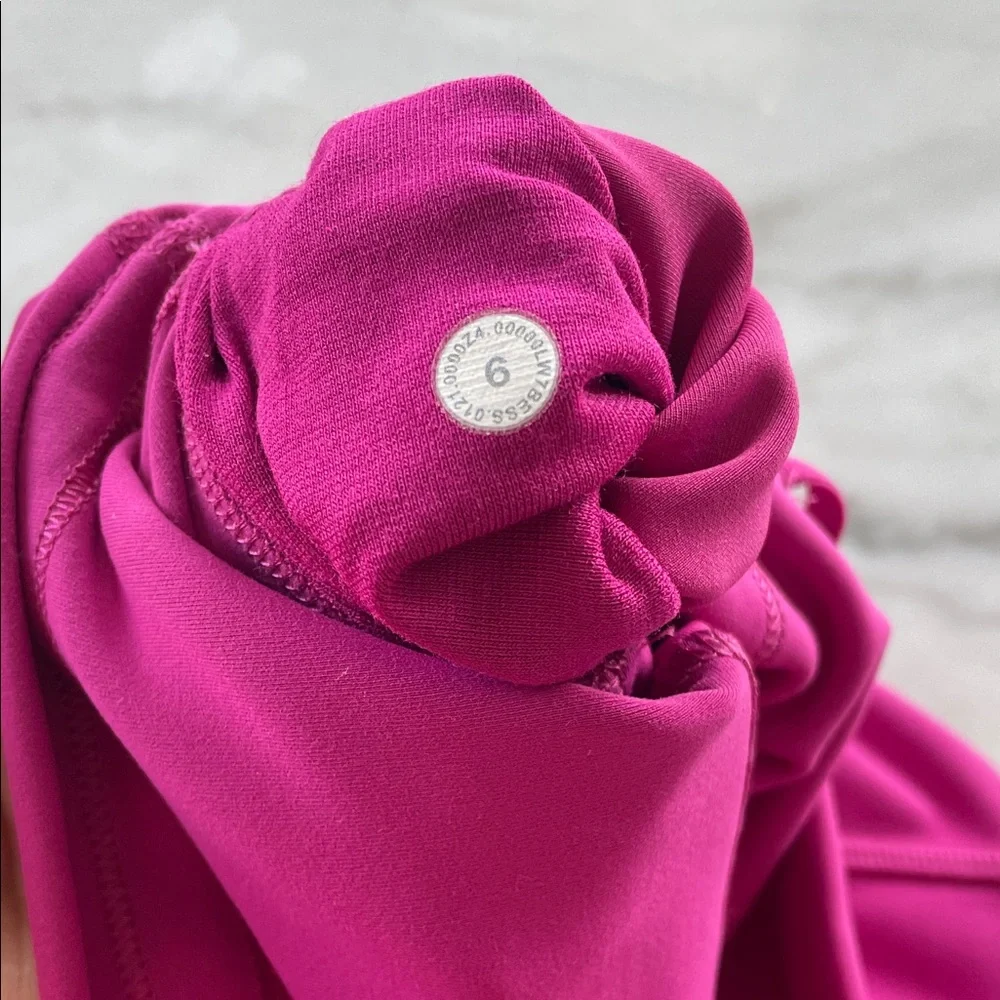 lululemon Wunder Train Shorts 6” Ripened Raspberry - Picture 3 of 4